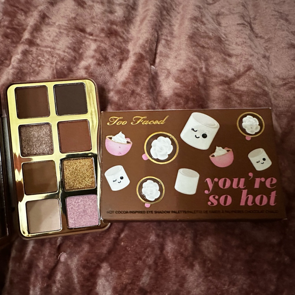Too Faced You’re so Hot Mini Eyeshadow Palette